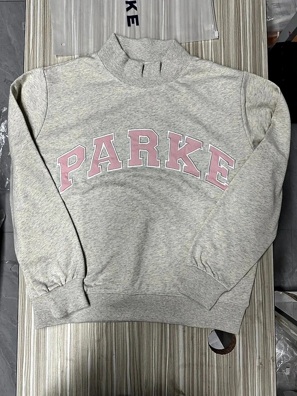 Parke Varsity Mockneck Sweatshirt Gray & Pink